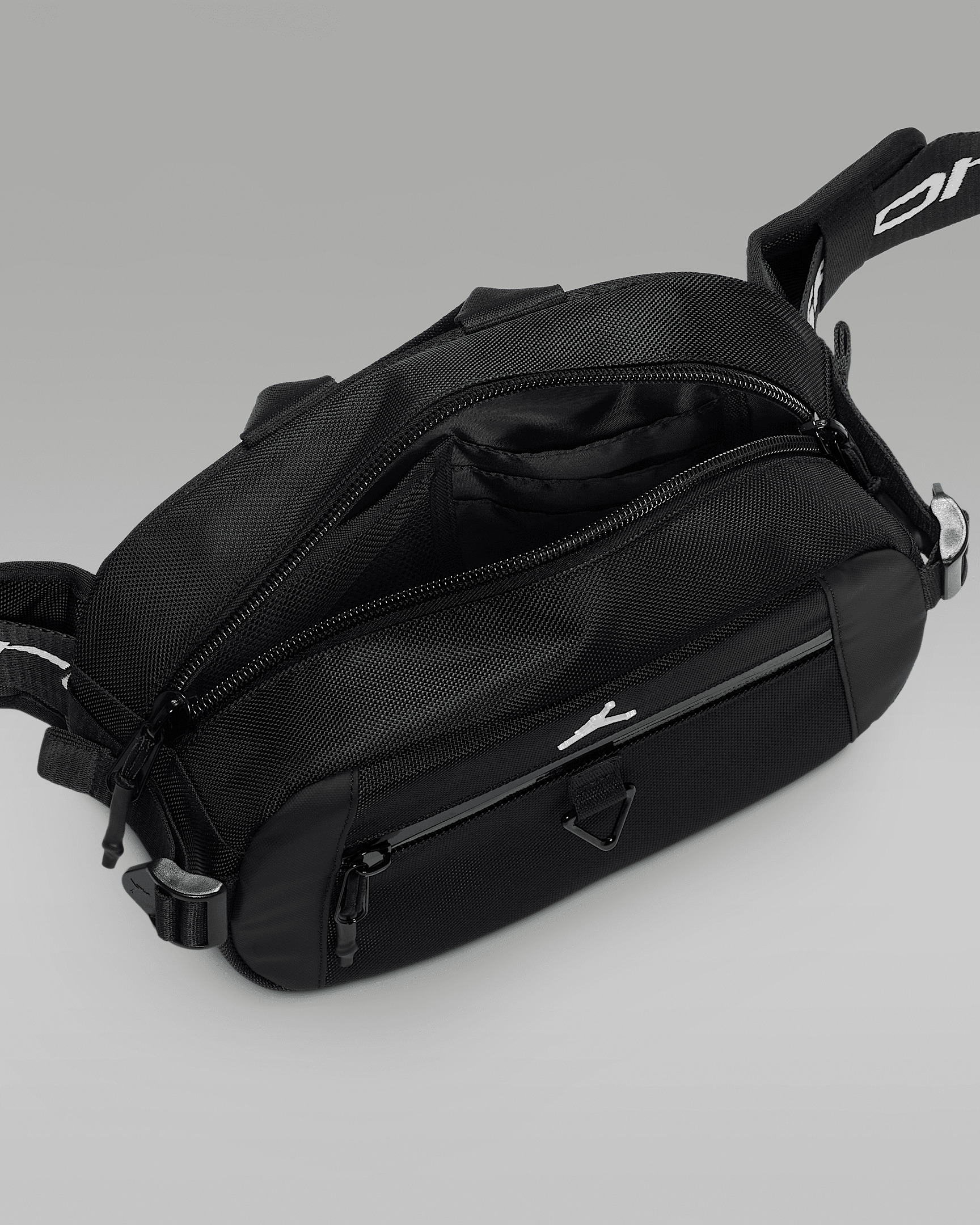 Jordan Sport Crossbody Bag (5L) - 4