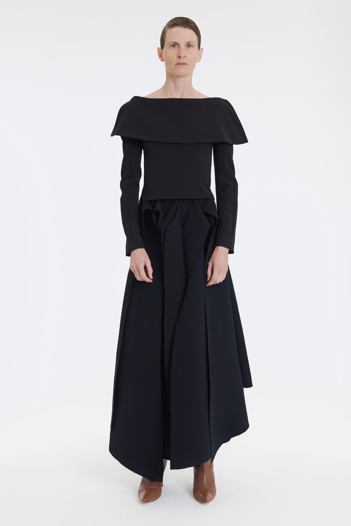 LONGSLEEVE TOP WITH EXAGGERATED COLLAR BLACK - 8