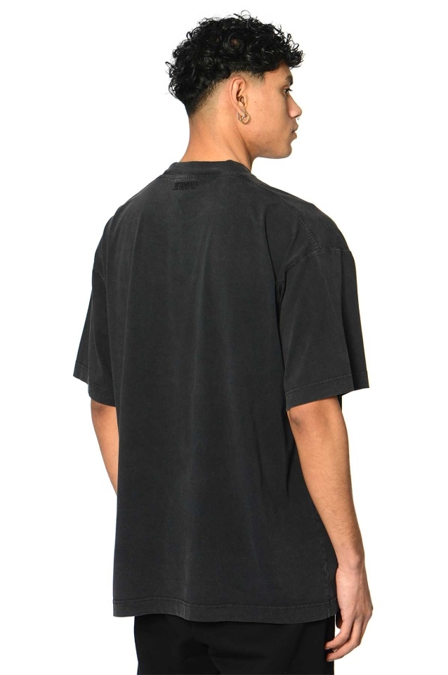 【関税込み】VETEMENTS ブラック Limited Edition Tシャツ VETEMENTS - BIG LOGO LIMITED EDITION T-SHIRT / ブラック | Tempt