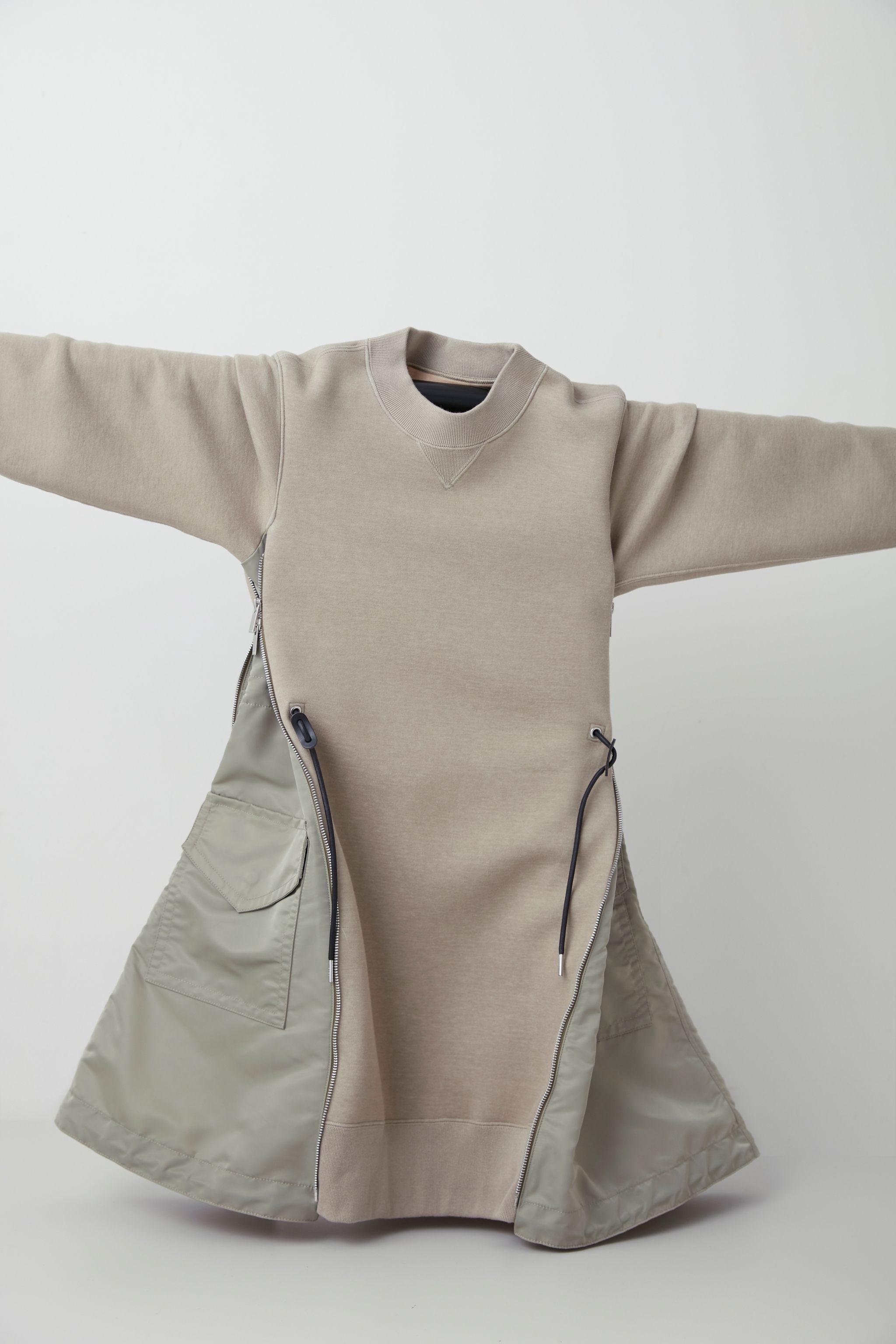 Sacai サカイ sponge sweat×nylon twilldress Sponge Sweat x Nylon Twill Dress | sacai Official Store