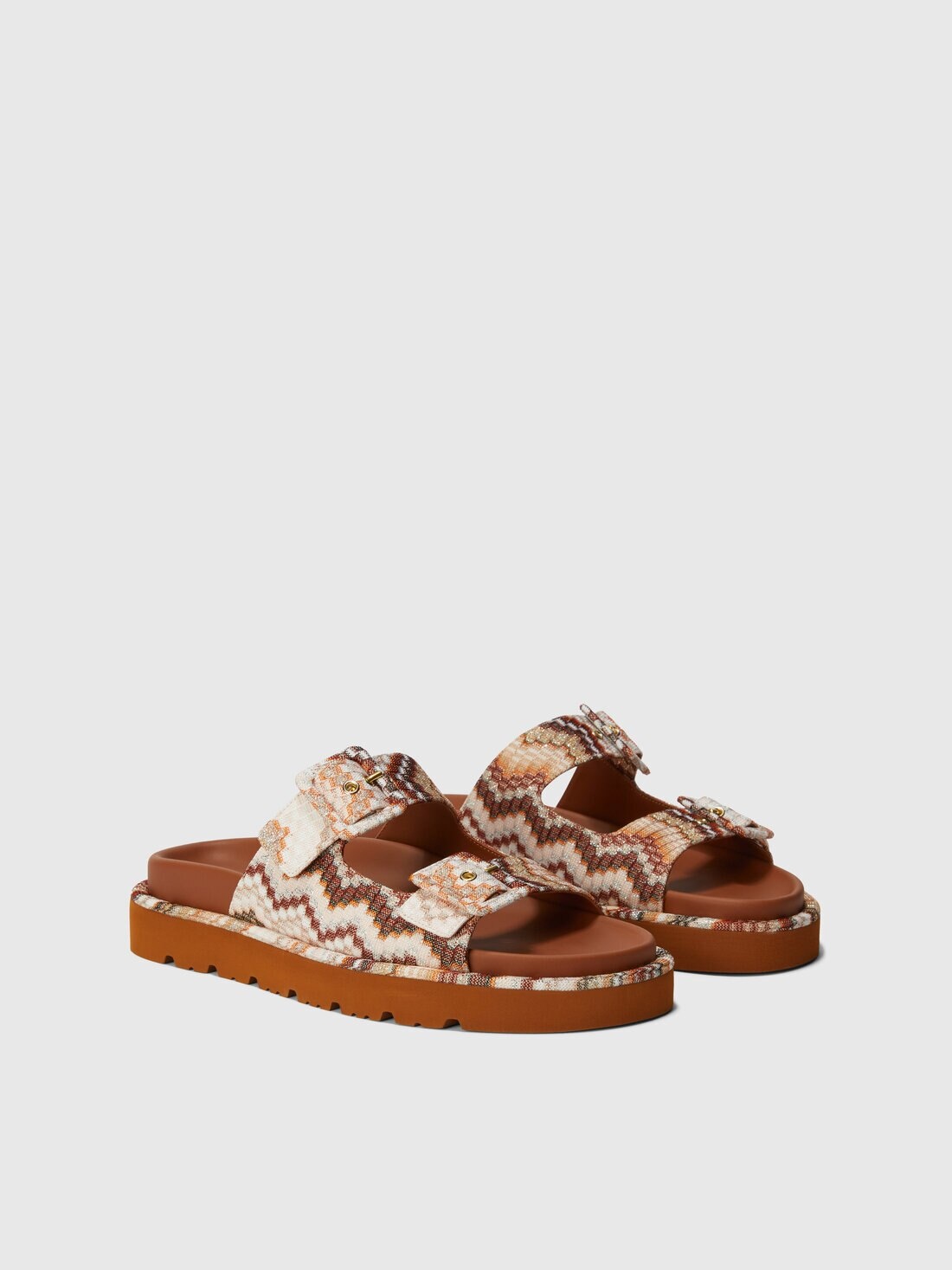 Sandal with double zigzag strap and buckle - 2