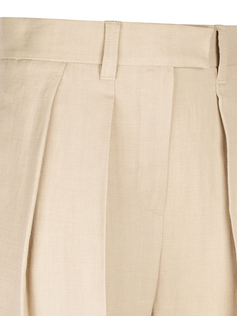 pleated trousers 3