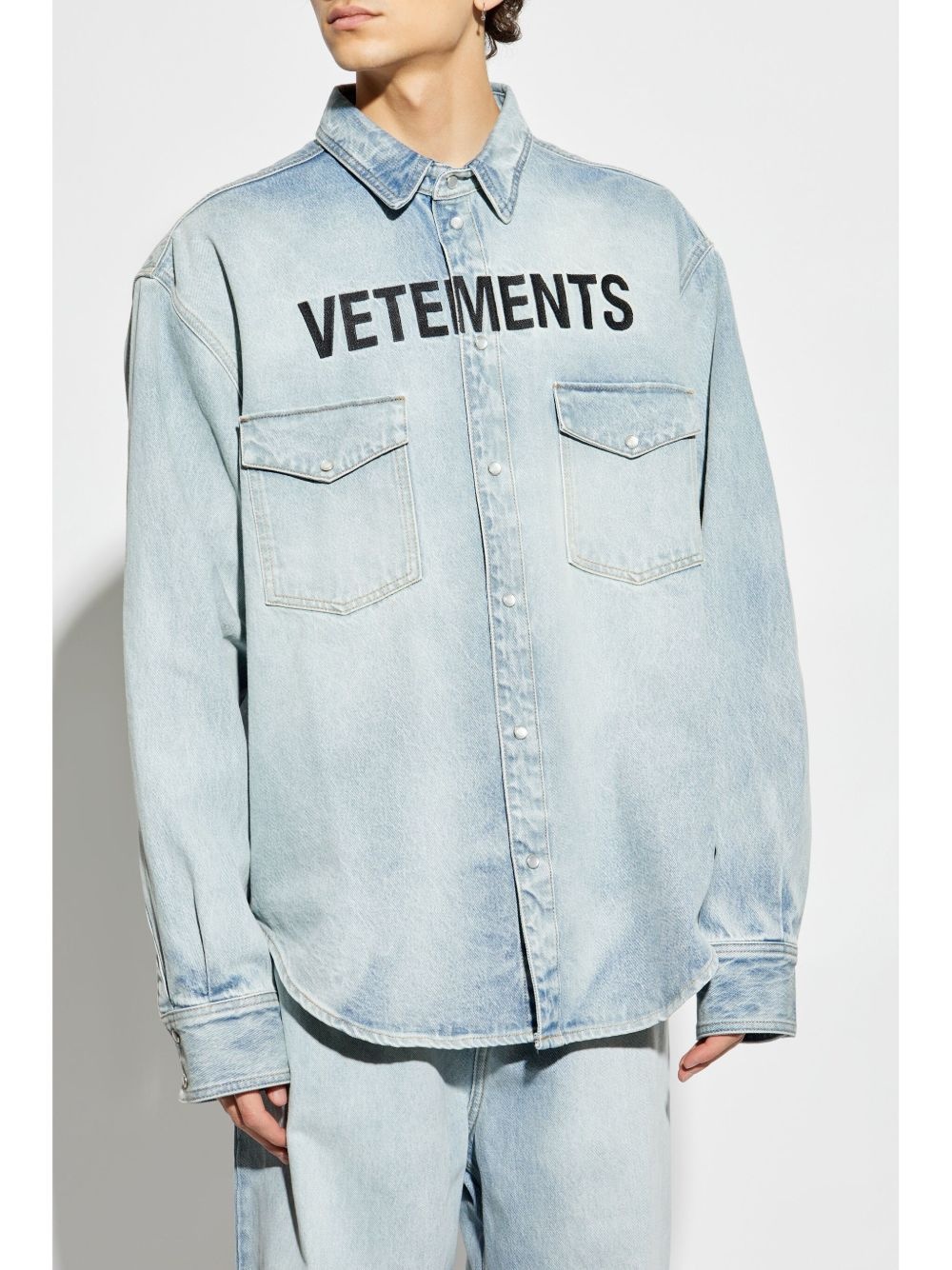 logo-embroidered shirt - 3