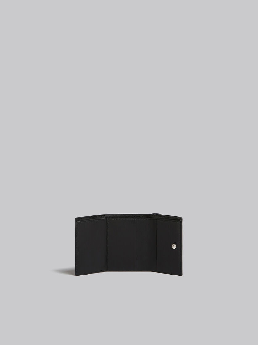 NAVY BLUE AND BLACK LEATHER TRI-FOLD WALLET - 2