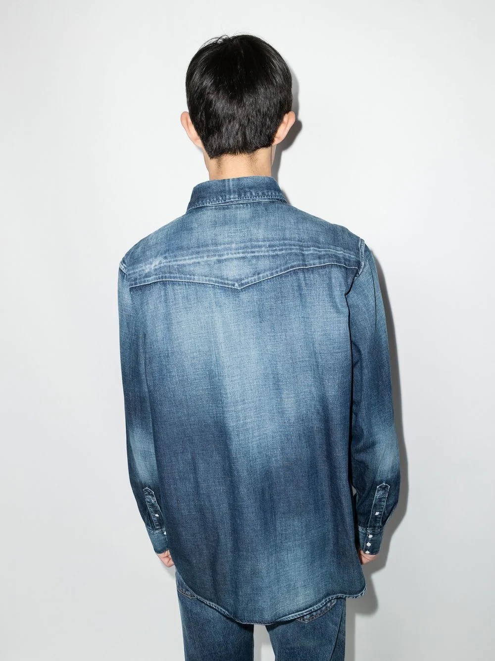 long-sleeved denim shirt - 3