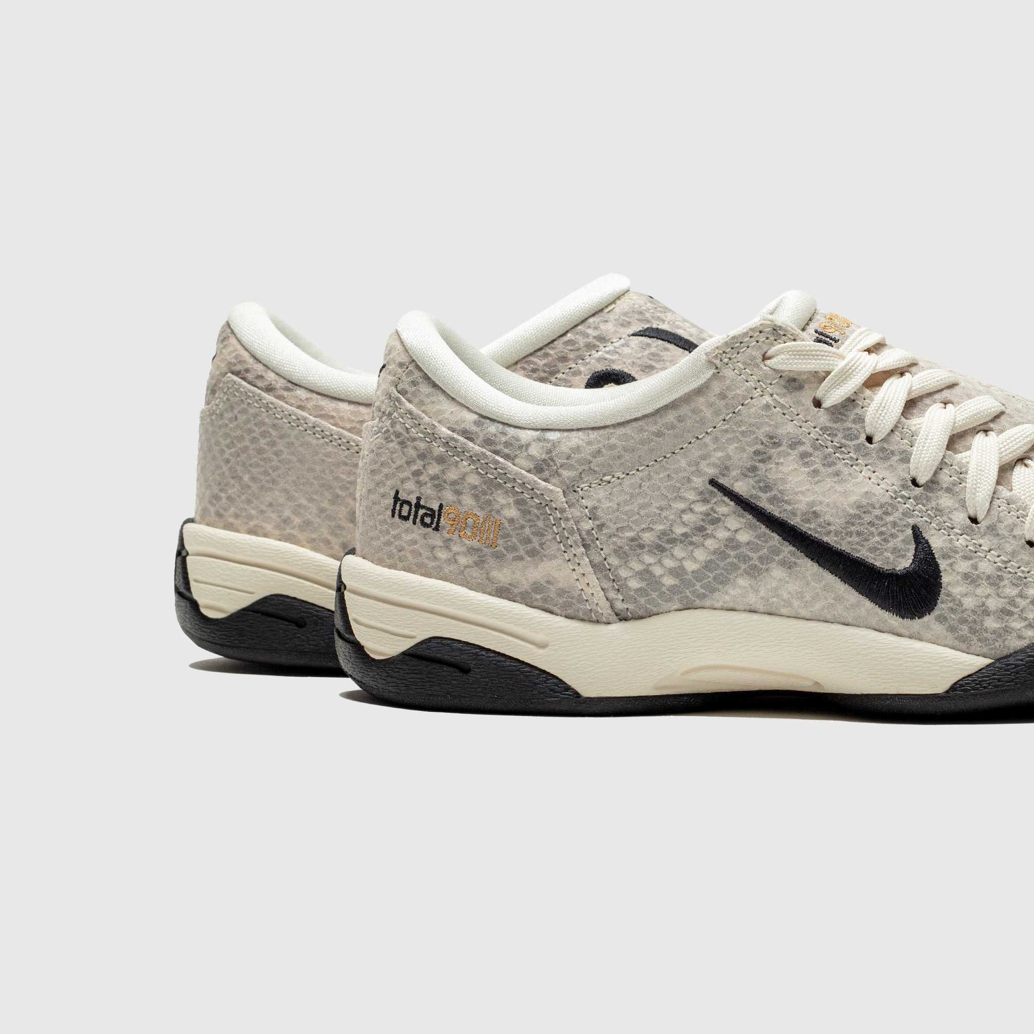 WMNS TOTAL 90 SE "PALE IVORY SNAKESKIN" - 5