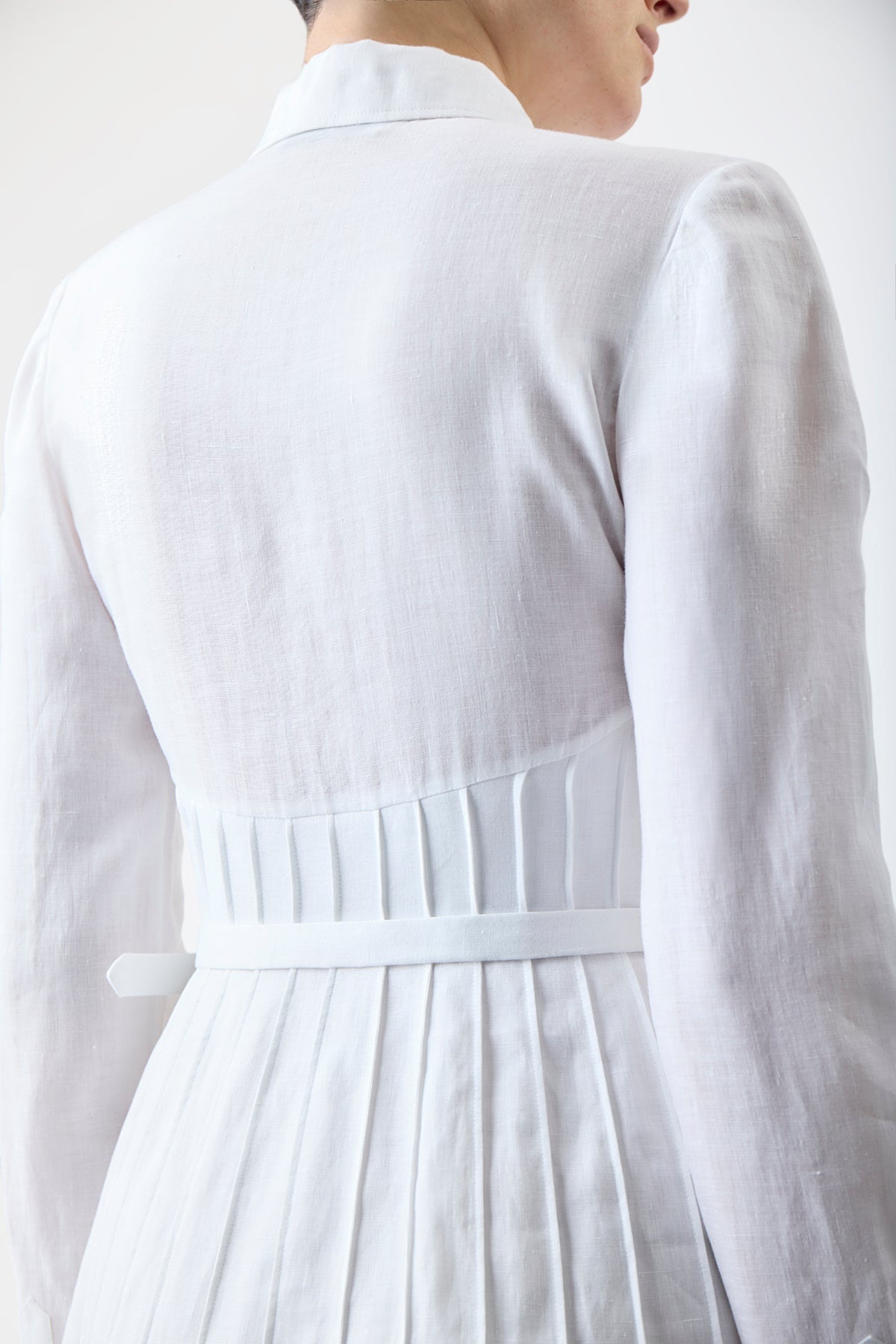 Dewi Pleated Dress in White Aloe Linen - 7