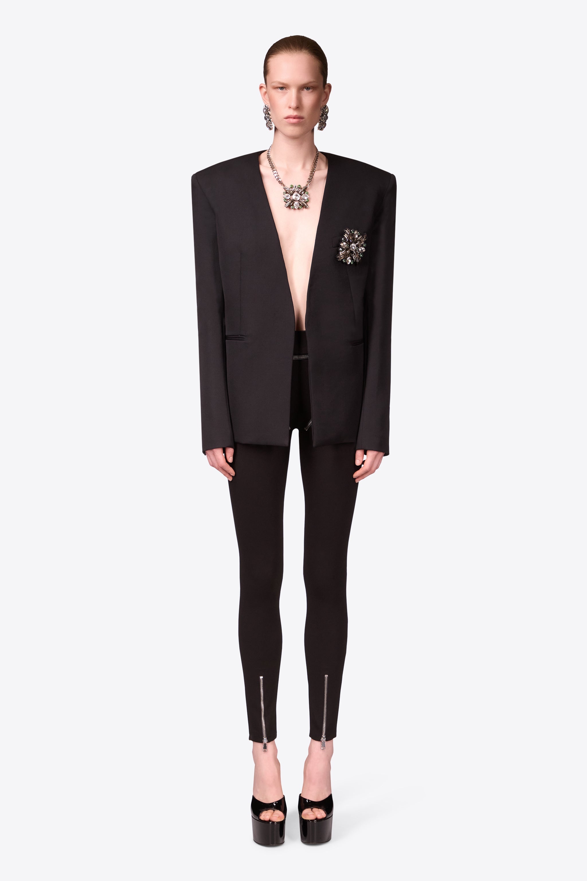 CRYSTAL BROOCH COLLARLESS BLAZER - 3