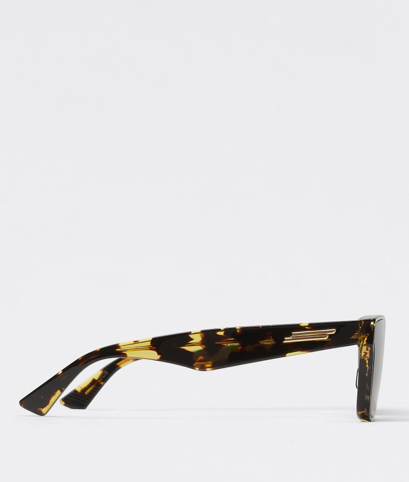 Bottega Veneta classic outlook