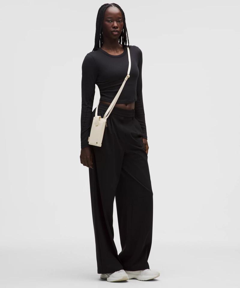 lululemon Phone Crossbody outlook
