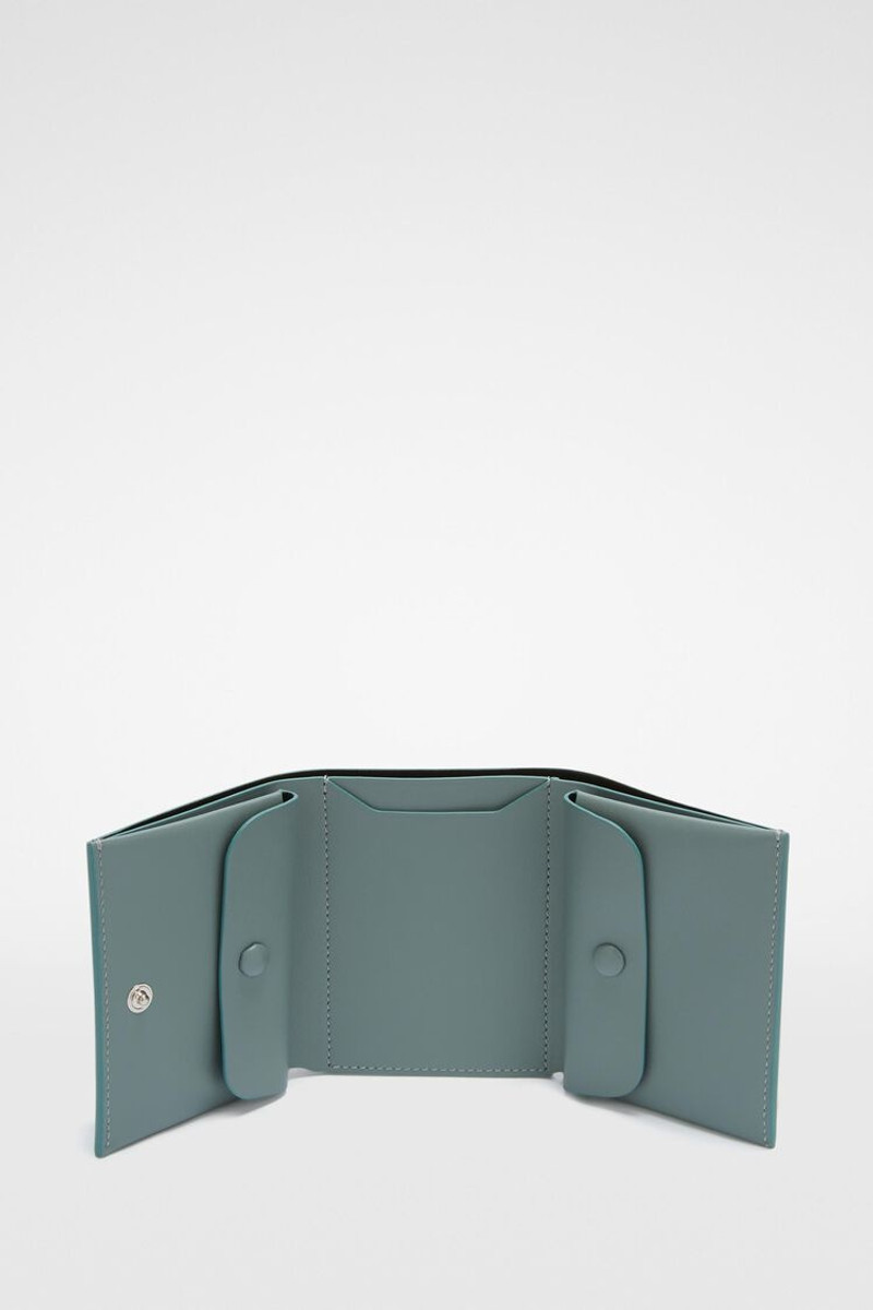 Jil Sander Wallet outlook