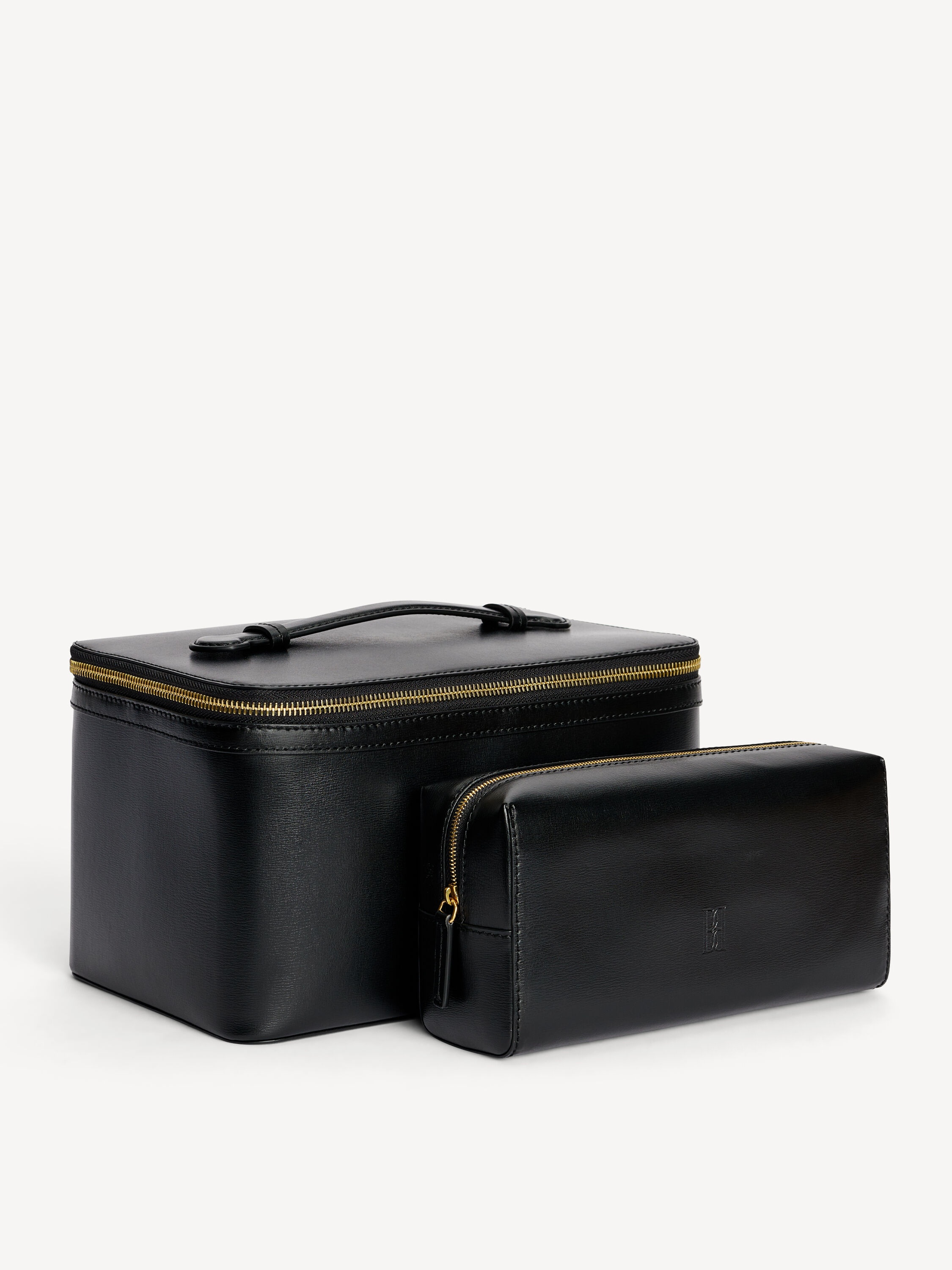 Aya Beauty cosmetics case - 4