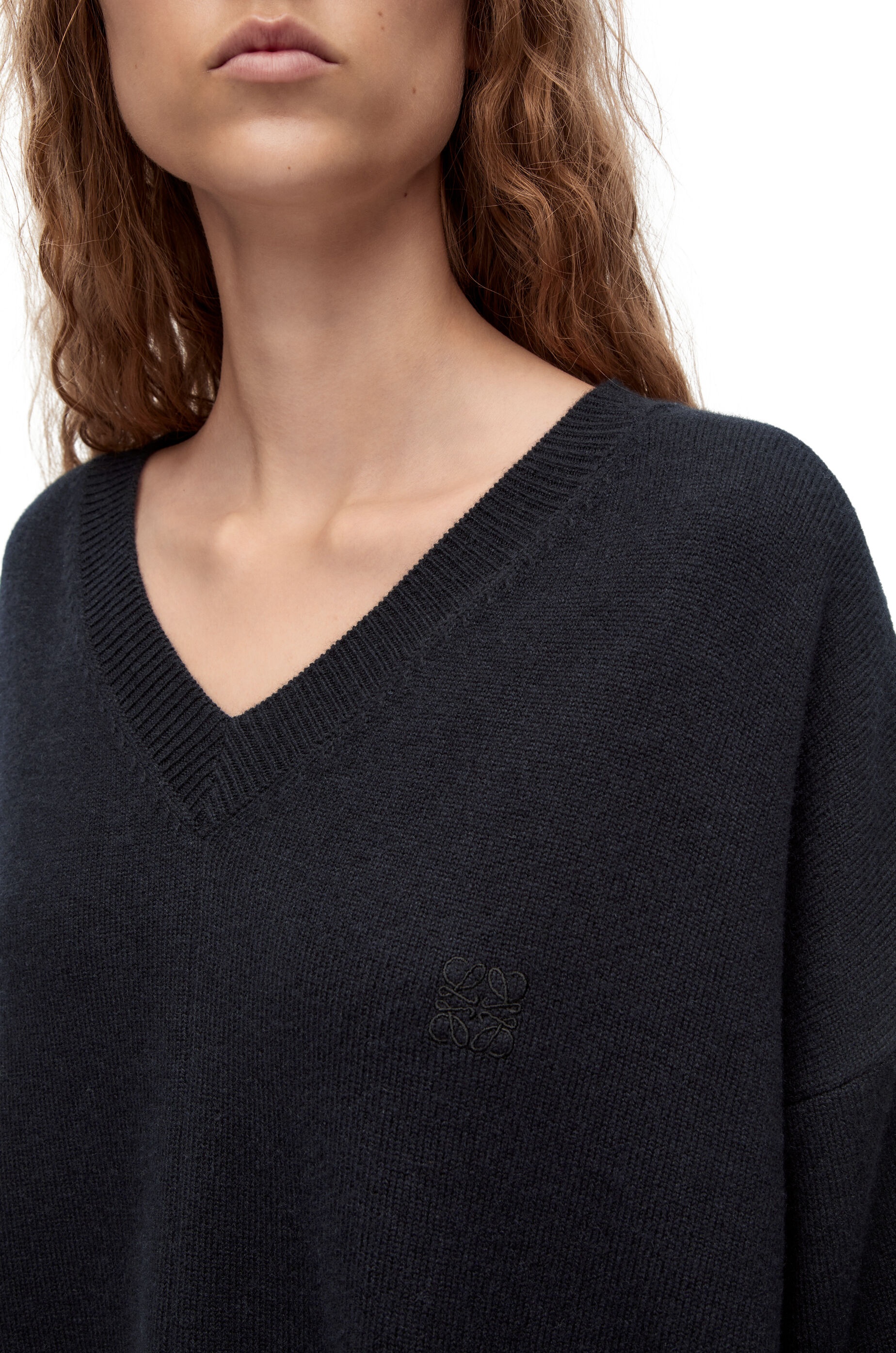 Asymmetric V-neck sweater in cashmere - 5