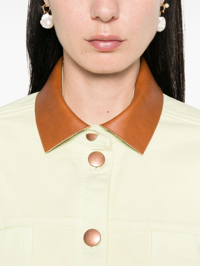 contrasting-colour jacket 5