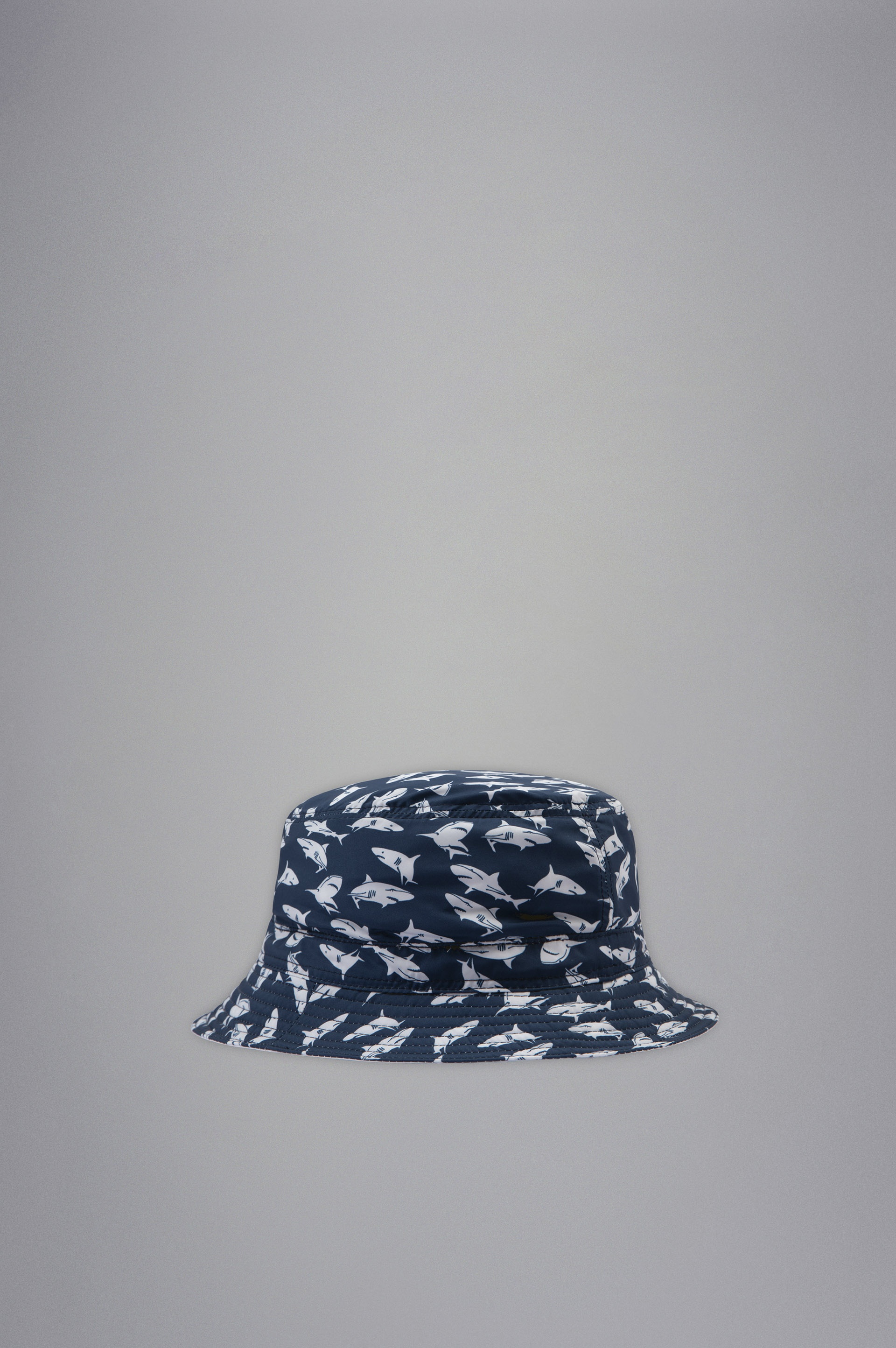BUCKET WITH SHARK PRINT - 2