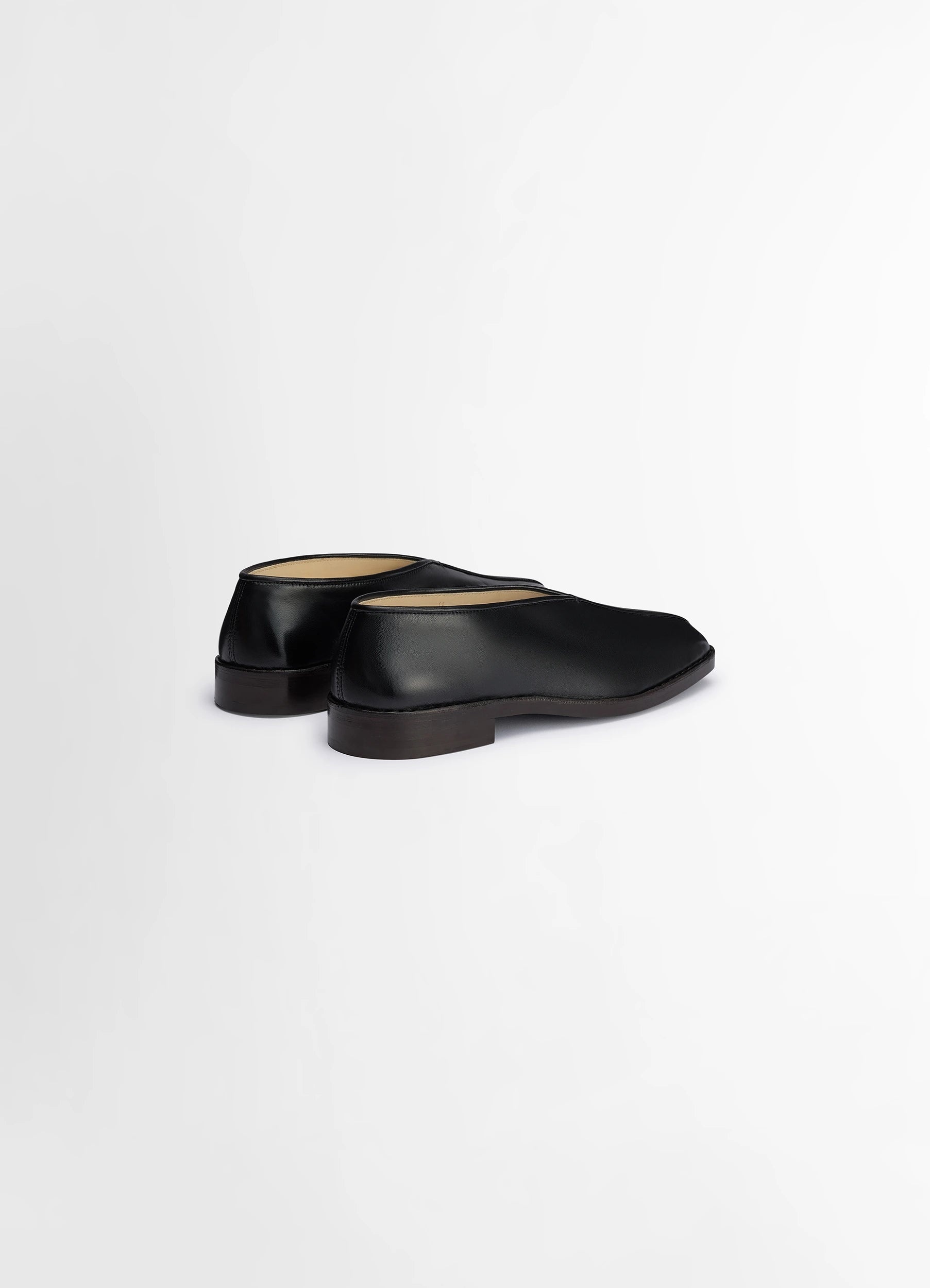 LEMAIRE ルメール FLAT PIPED SLIPPERS 37 Lemaire Flat Piped Slippers W Black – Neighbour