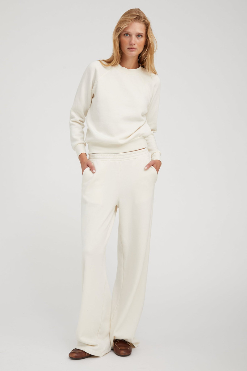 SPRWMN CREME BAGGY SWEATPANTS outlook