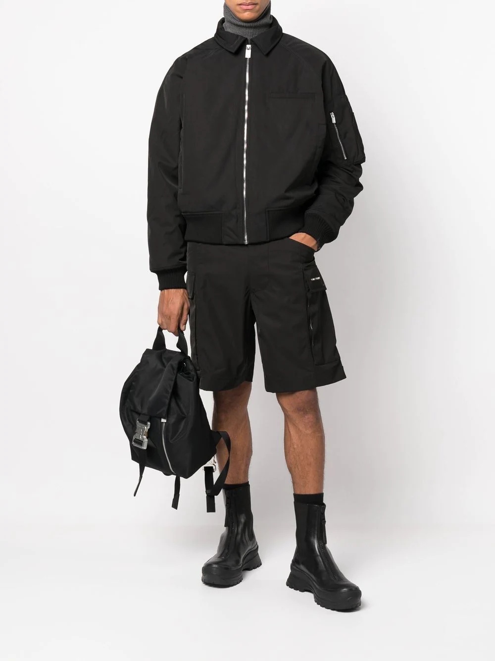 high-waisted cargo shorts - 2