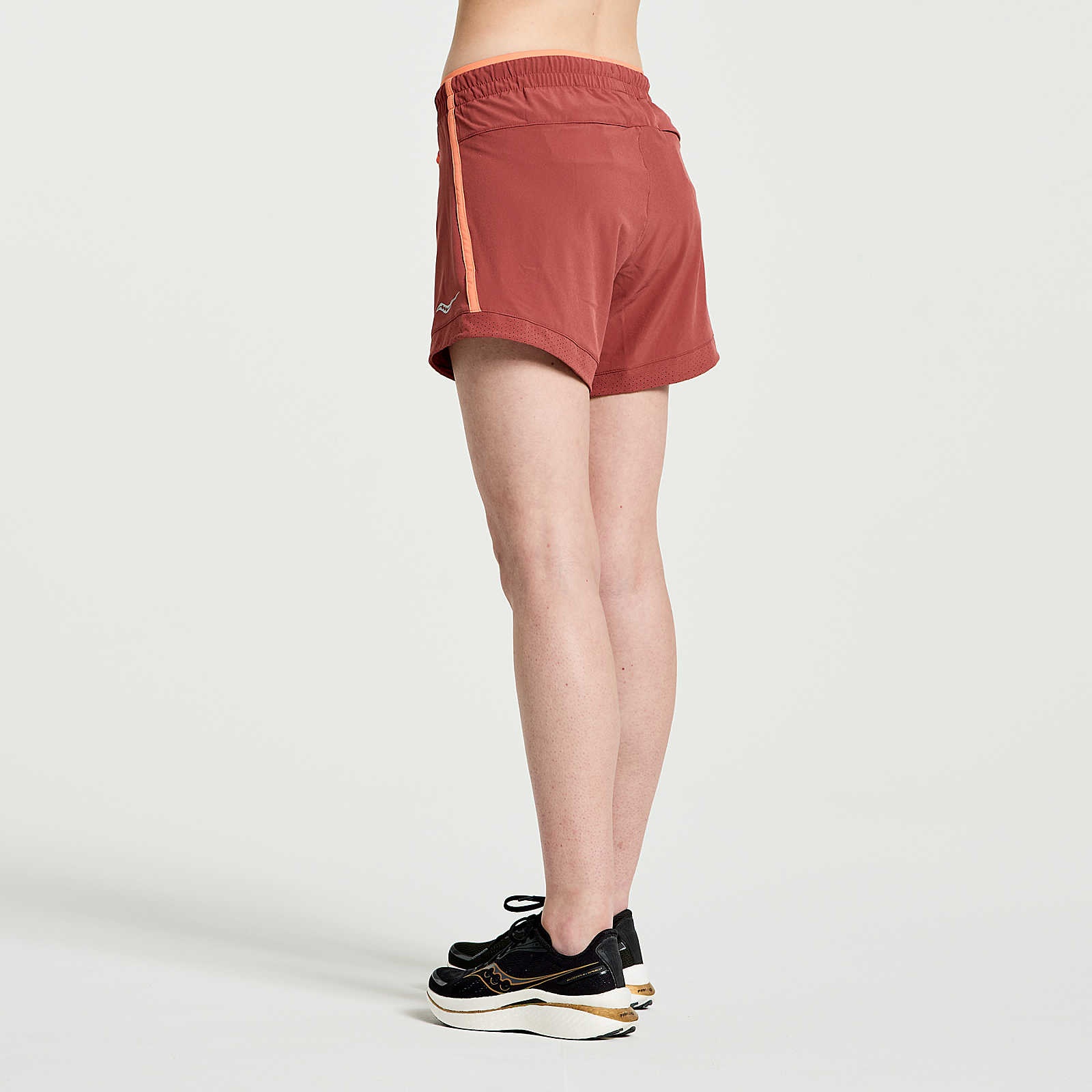 Outpace 5" Short - 4