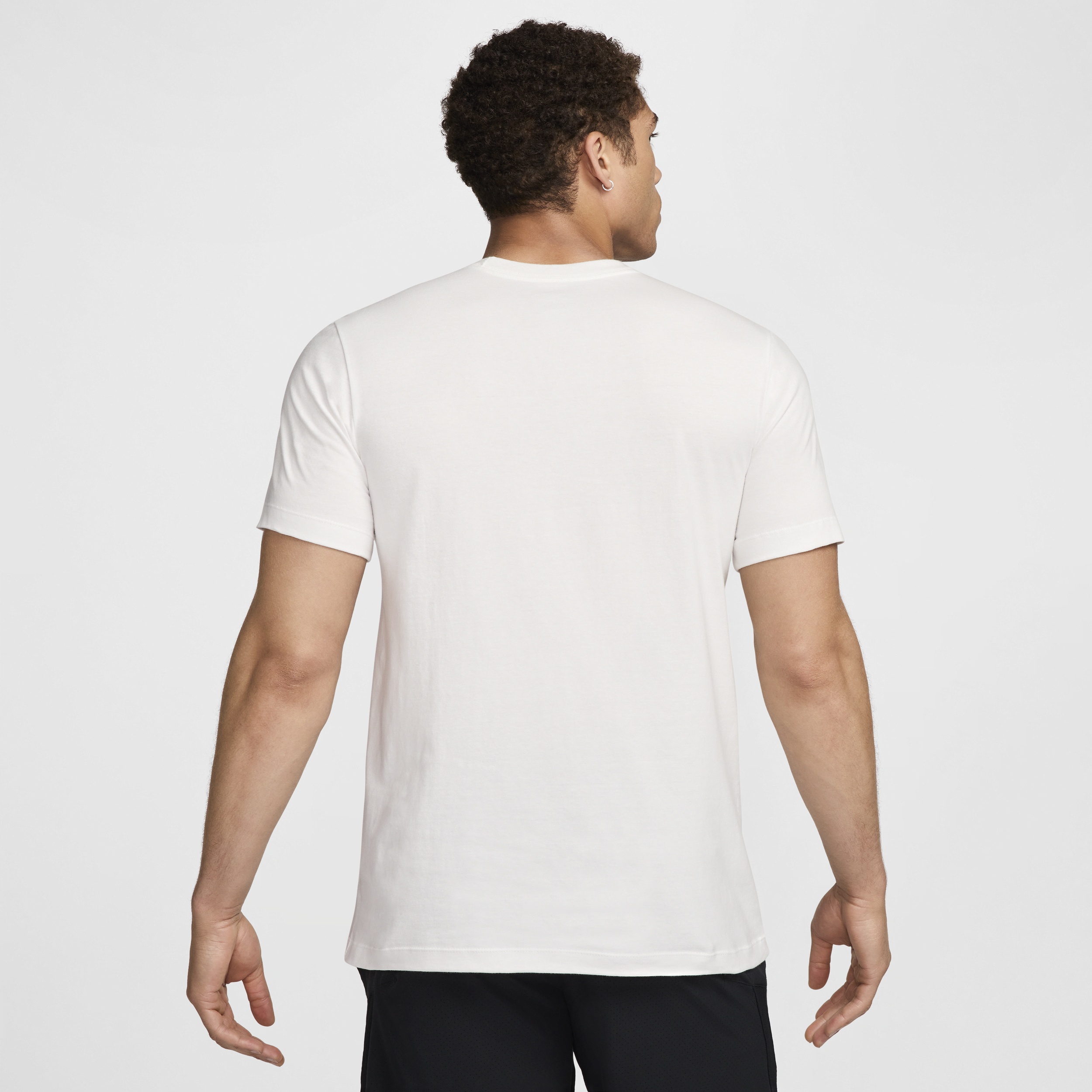 Nike Men's Fitness T-Shirt - 2