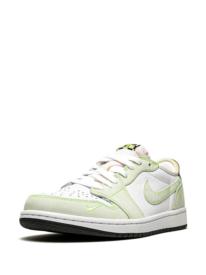 Jordan Air Jordan 1 Low OG "Ghost Green" sneakers outlook