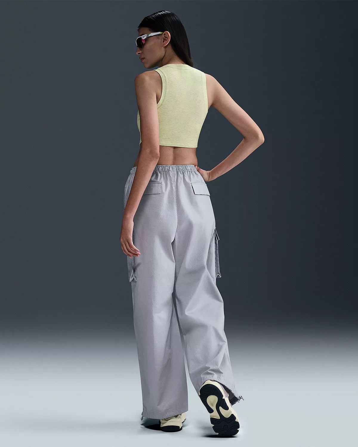Essential Ribbed Cropped Tank Top - 2
