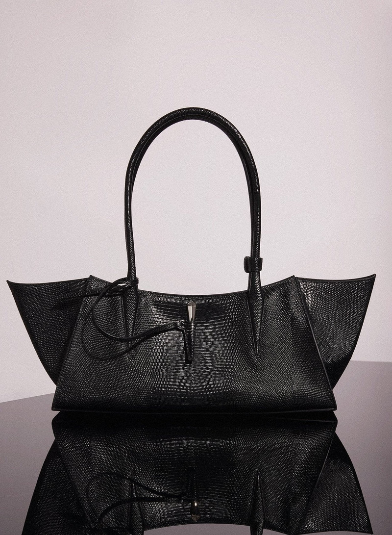 black embossed lizard leather fang bag 1