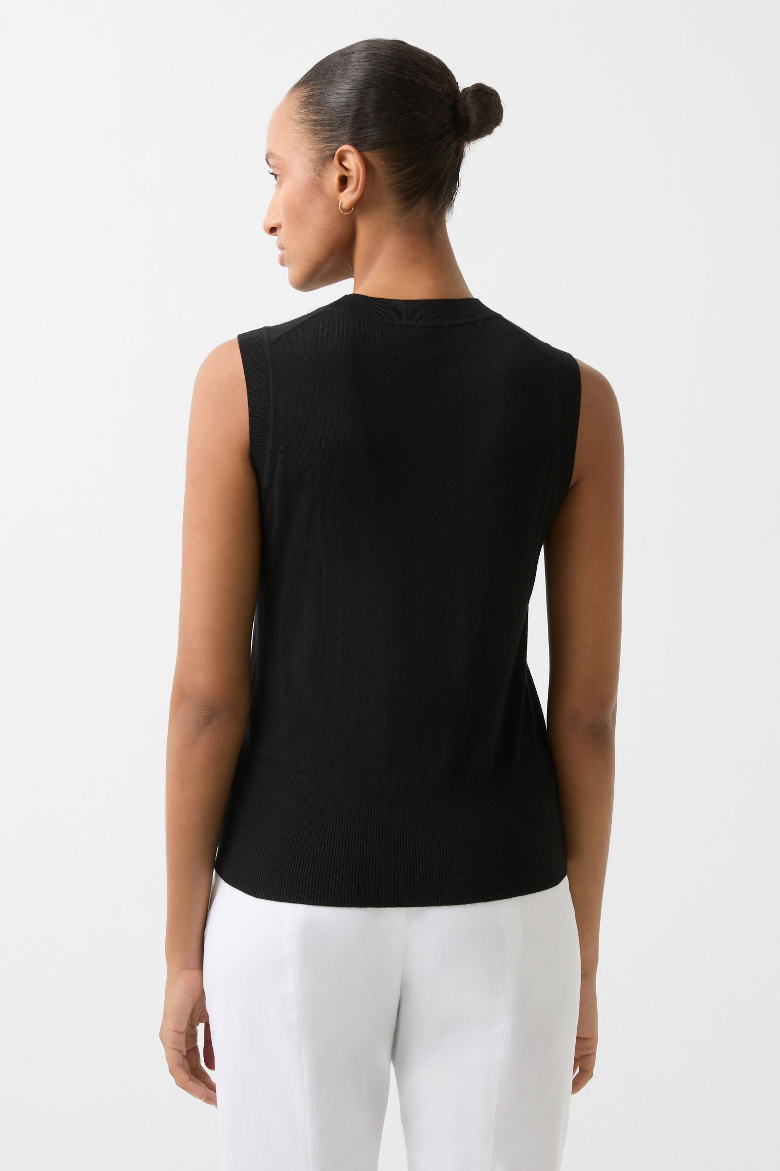 Knitted top Isola in Black - 3