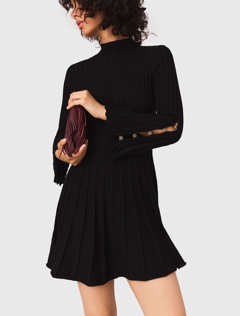 Short knit dress 7