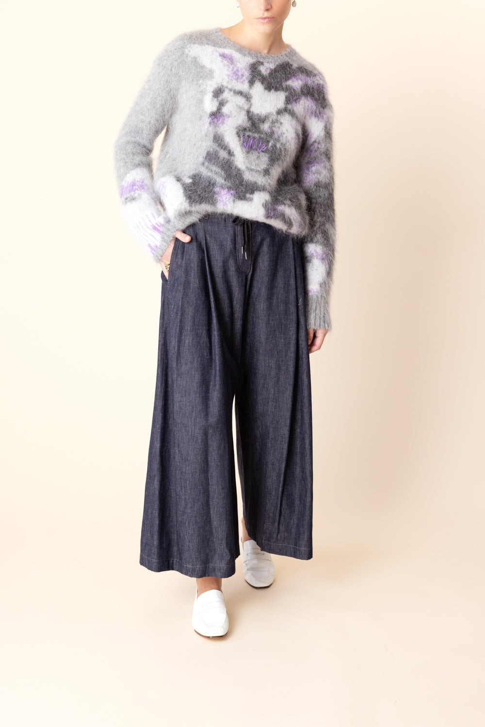 Kitten Graphic Sweater - 2