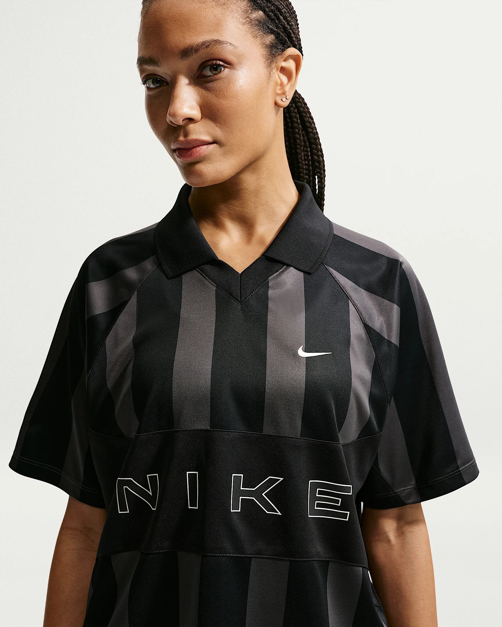 Nike Sportswear Women's Oversized Jersey - 1