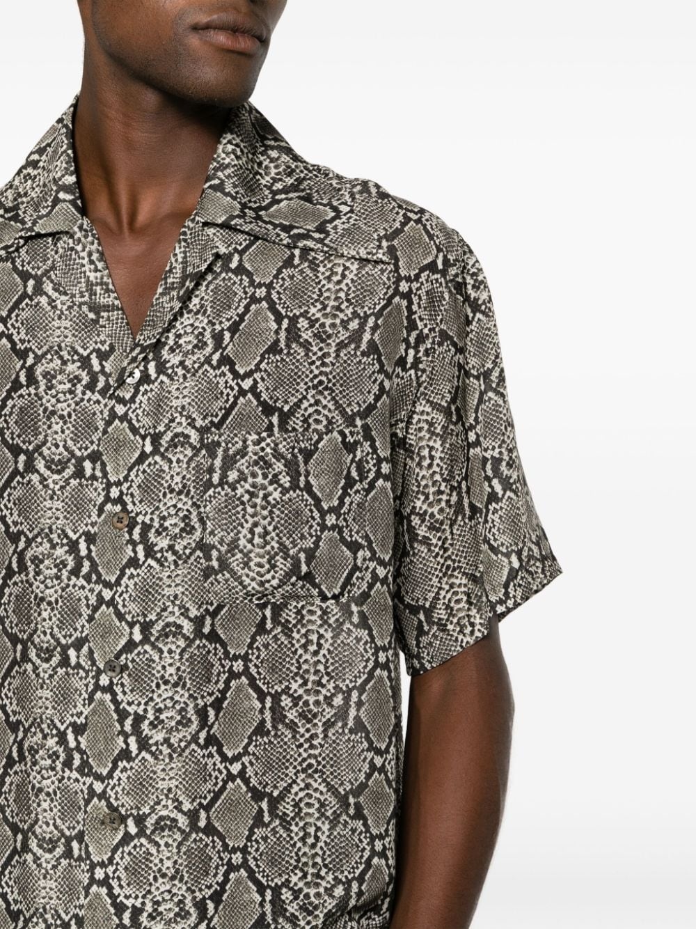 short-sleeve snakeskin-print shirt - 5