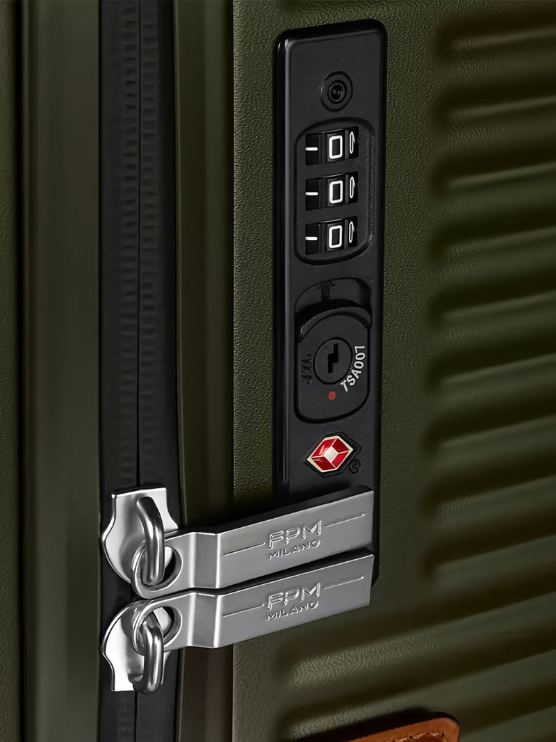 Bank Zip DLX butterfly lock luggage 6