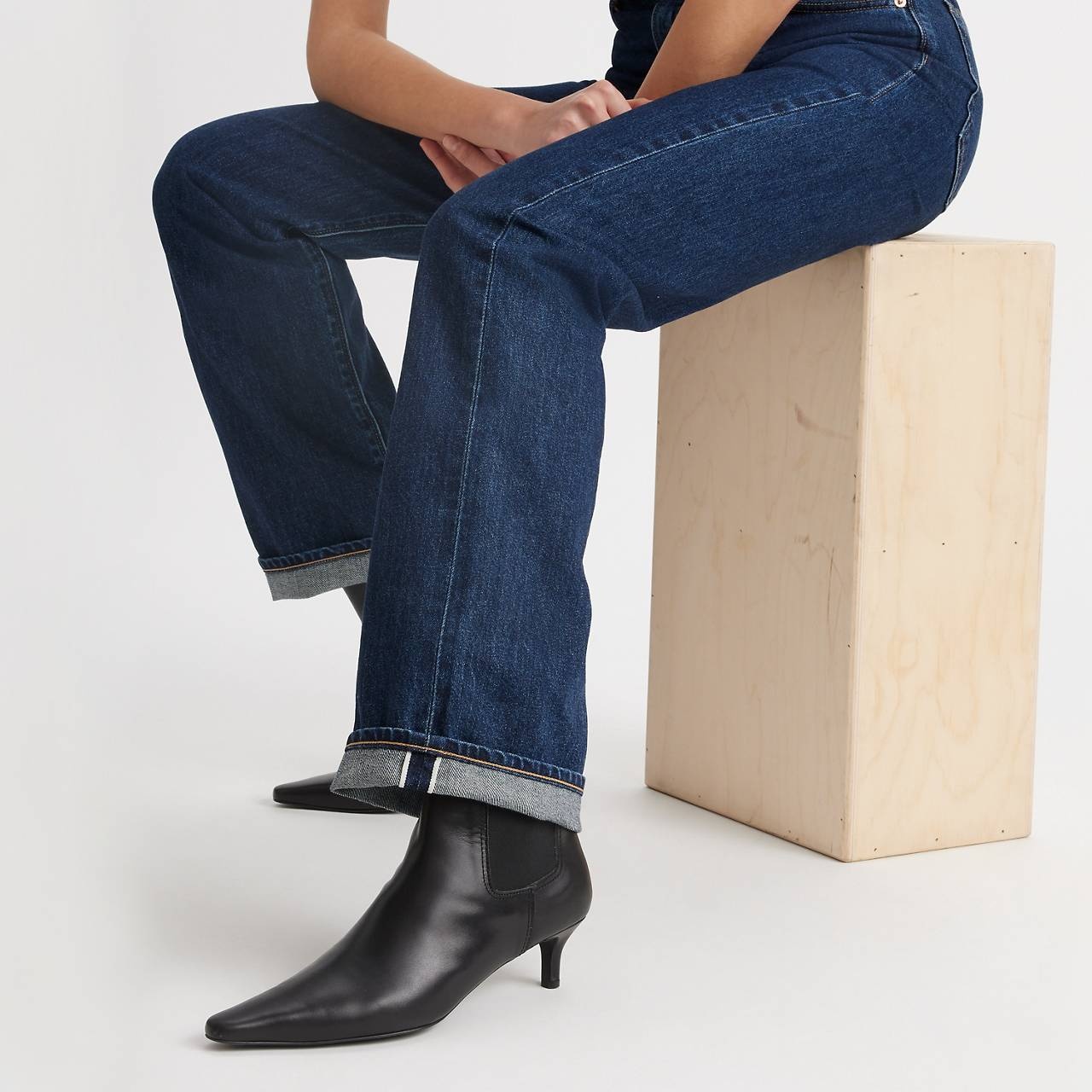 LEVI'S® WOMEN'S JAPANESE SELVEDGE PLANK STRAIGHT JEANS - 4