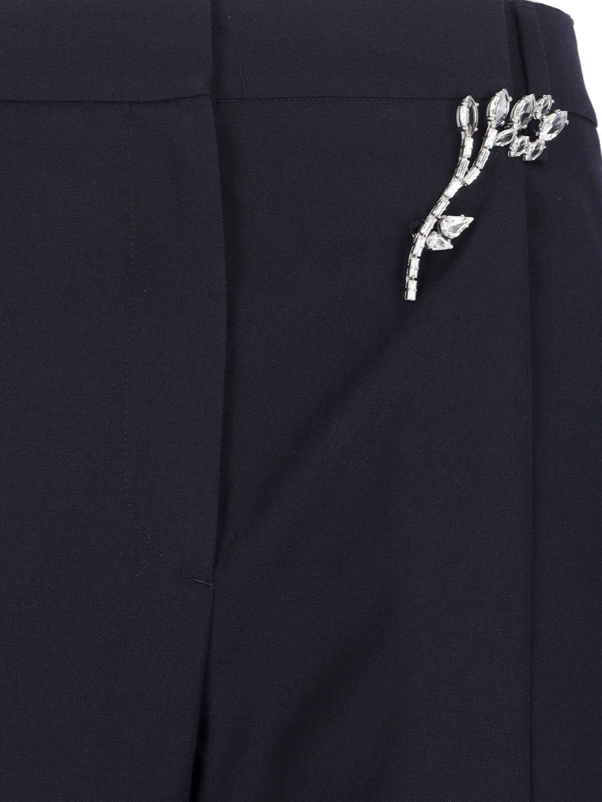 CHINOS WITH FLORAL CHARM - 4