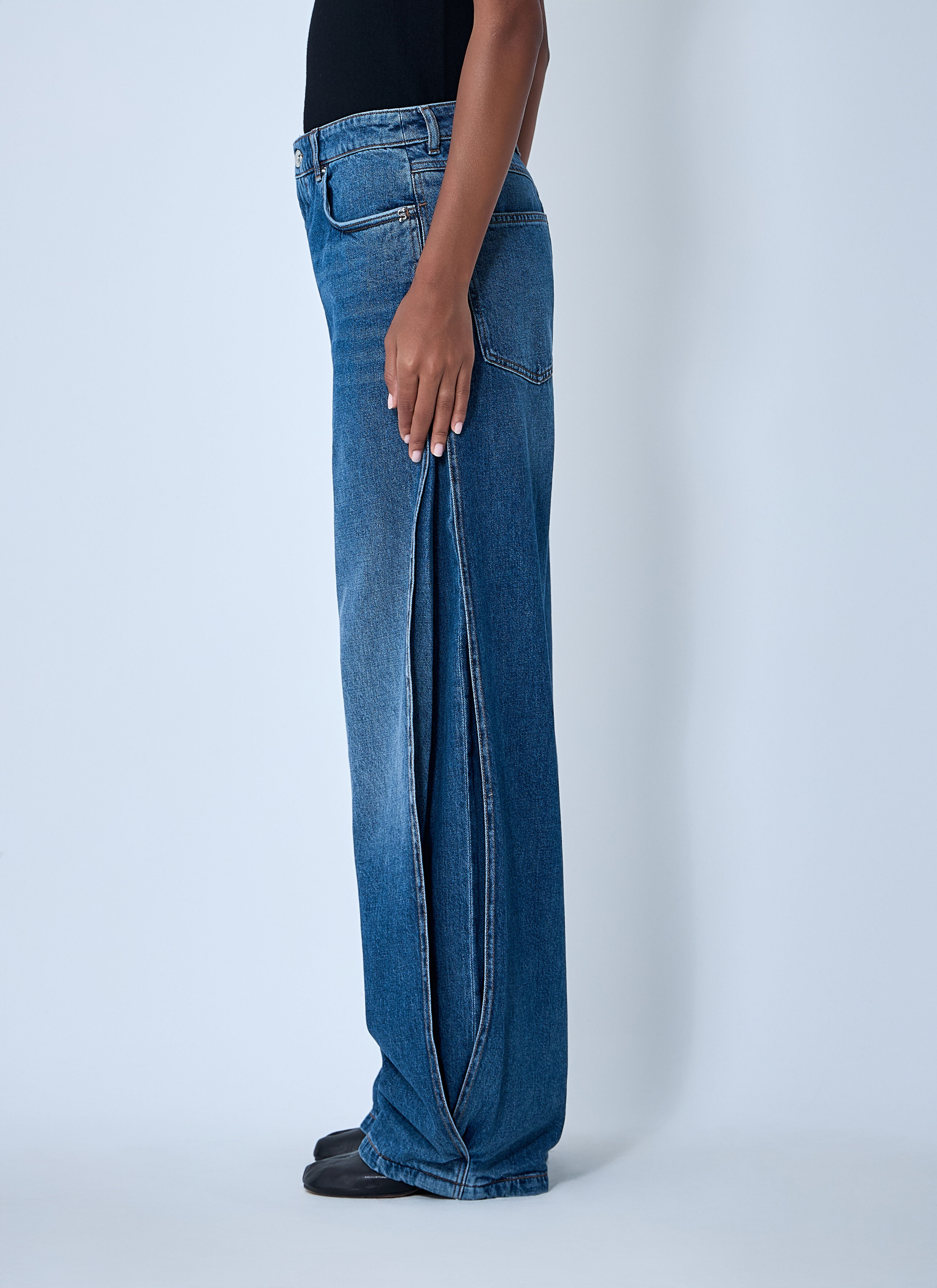 Wide-Leg Jeans - 3