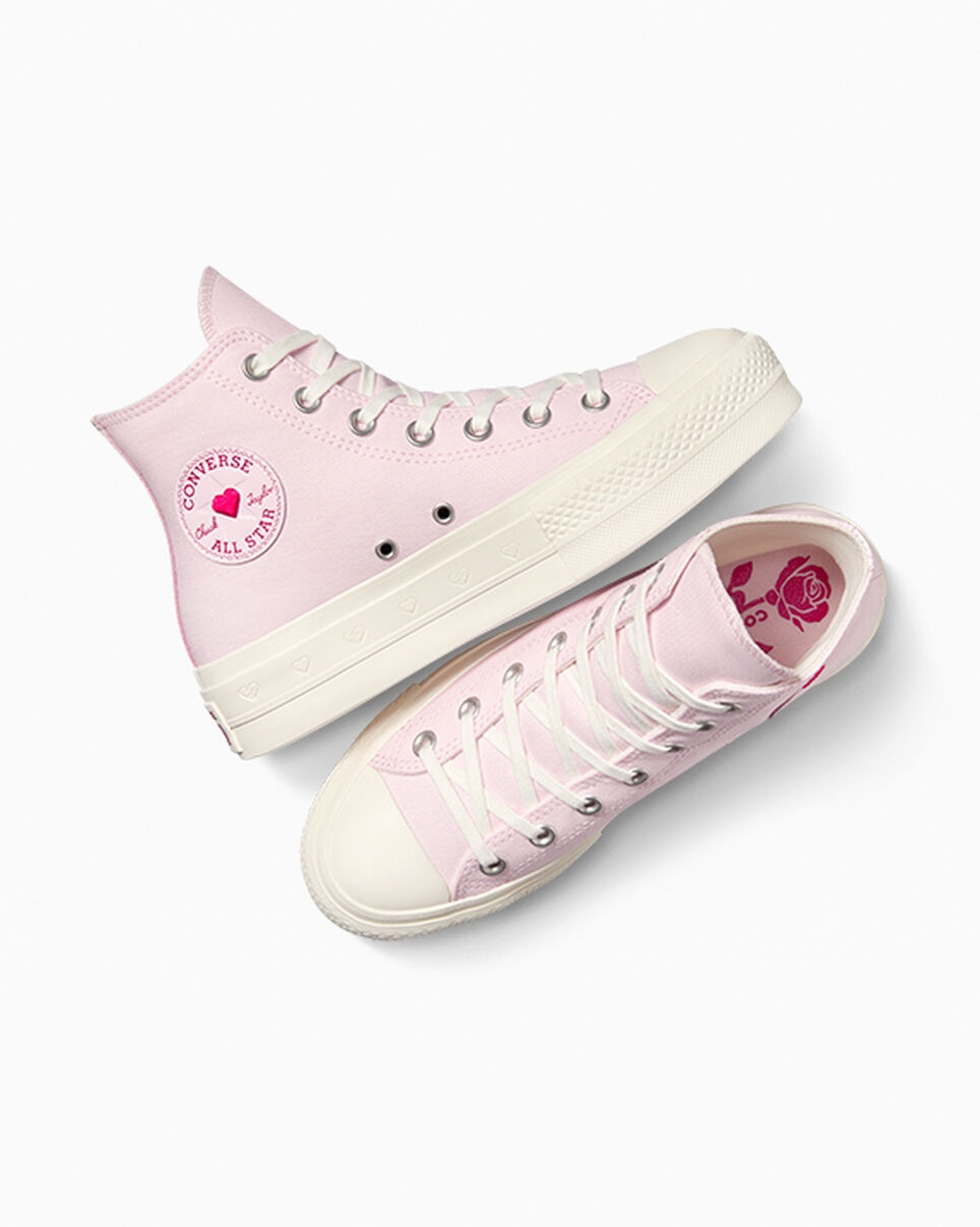 Chuck Taylor All Star Lift Platform Hearts - 6