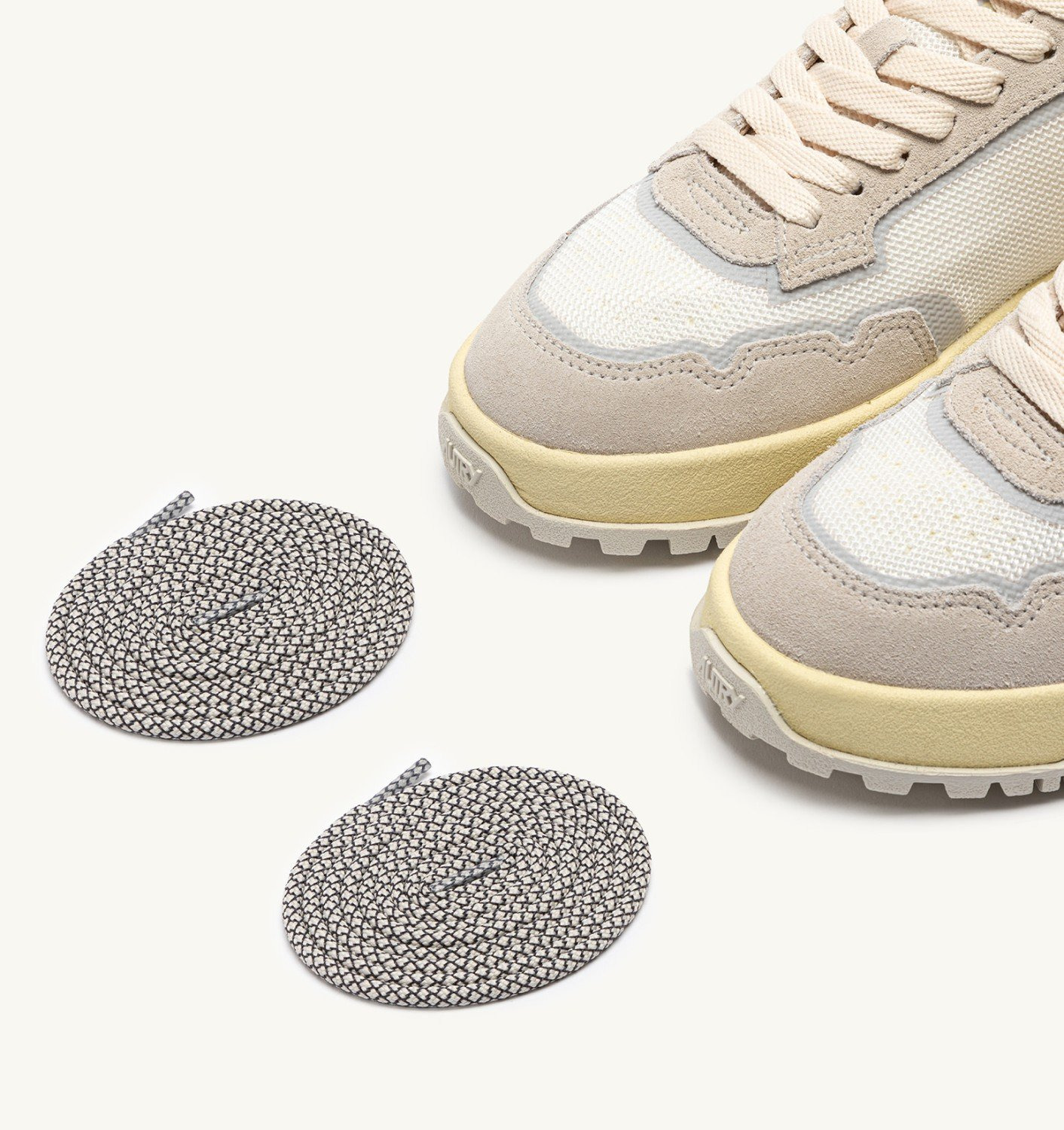 WILDPACE LOW SNEAKERS IN WHITE AND MARSHMALLOW MESH AND SUEDE - 7
