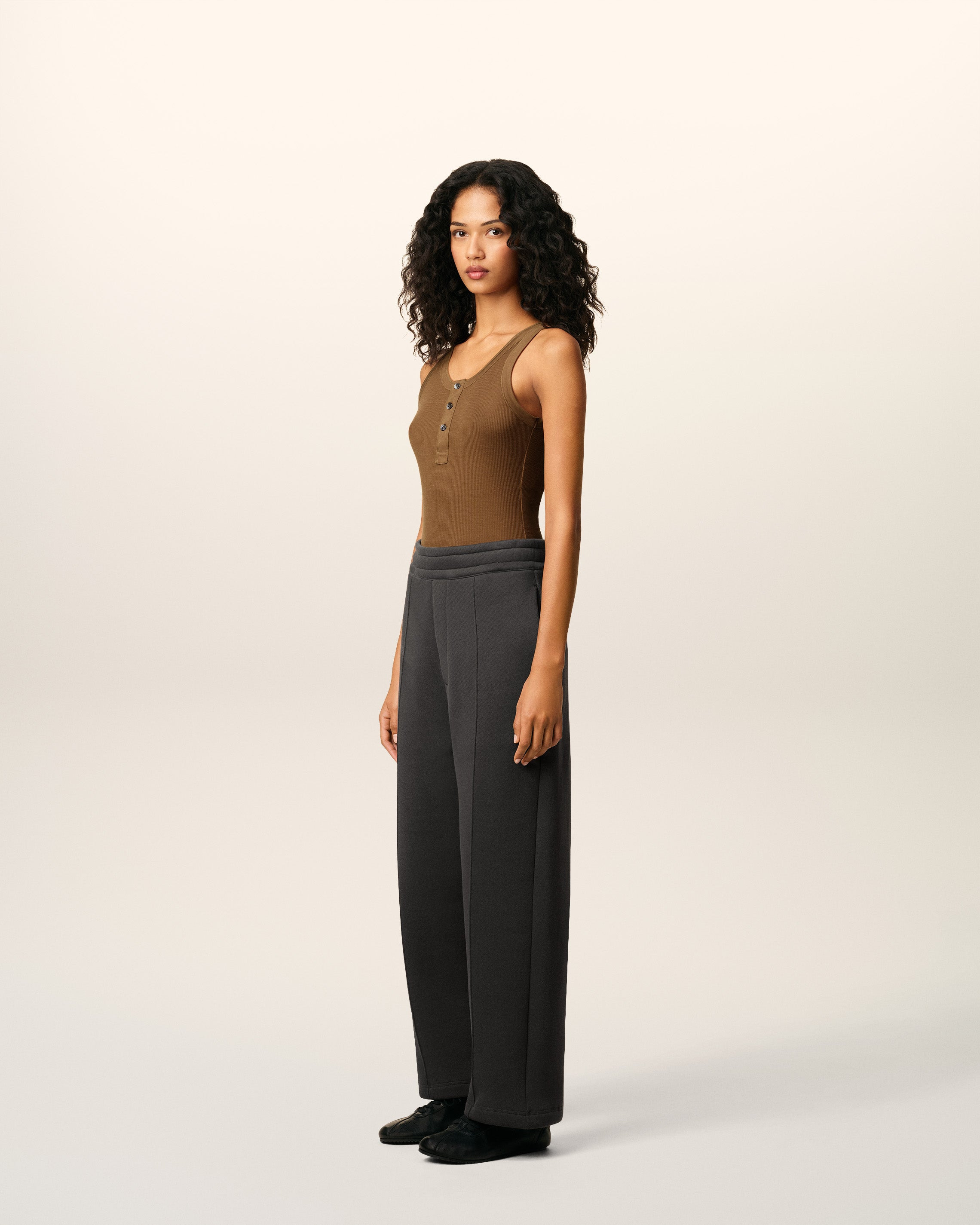 BLACK COTTON FLARE AMI DE CŒUR JOGGING - 6