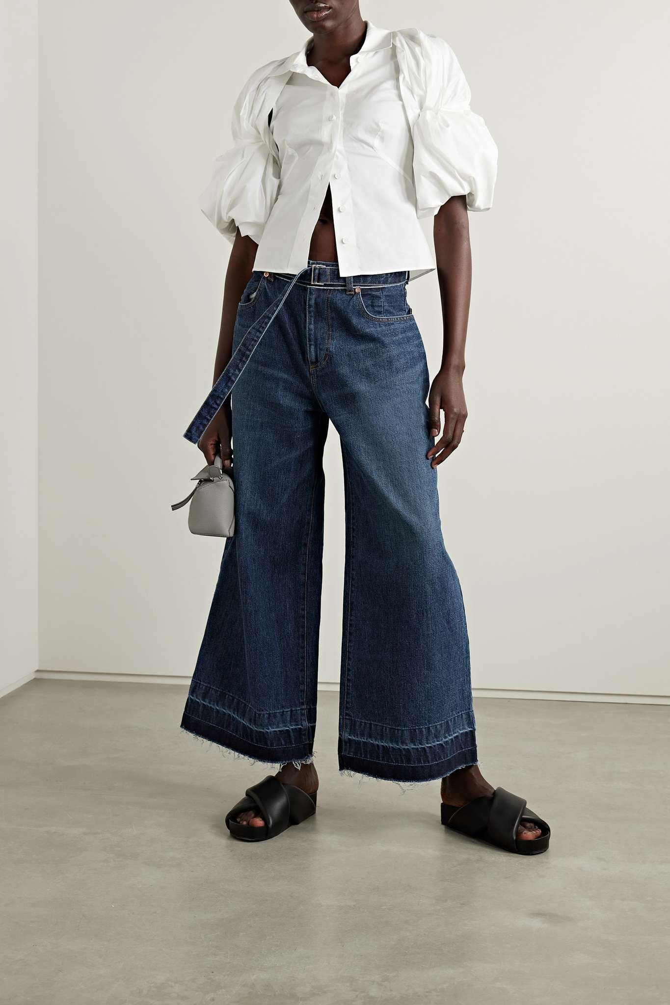 Belted frayed wide-leg jeans - 2