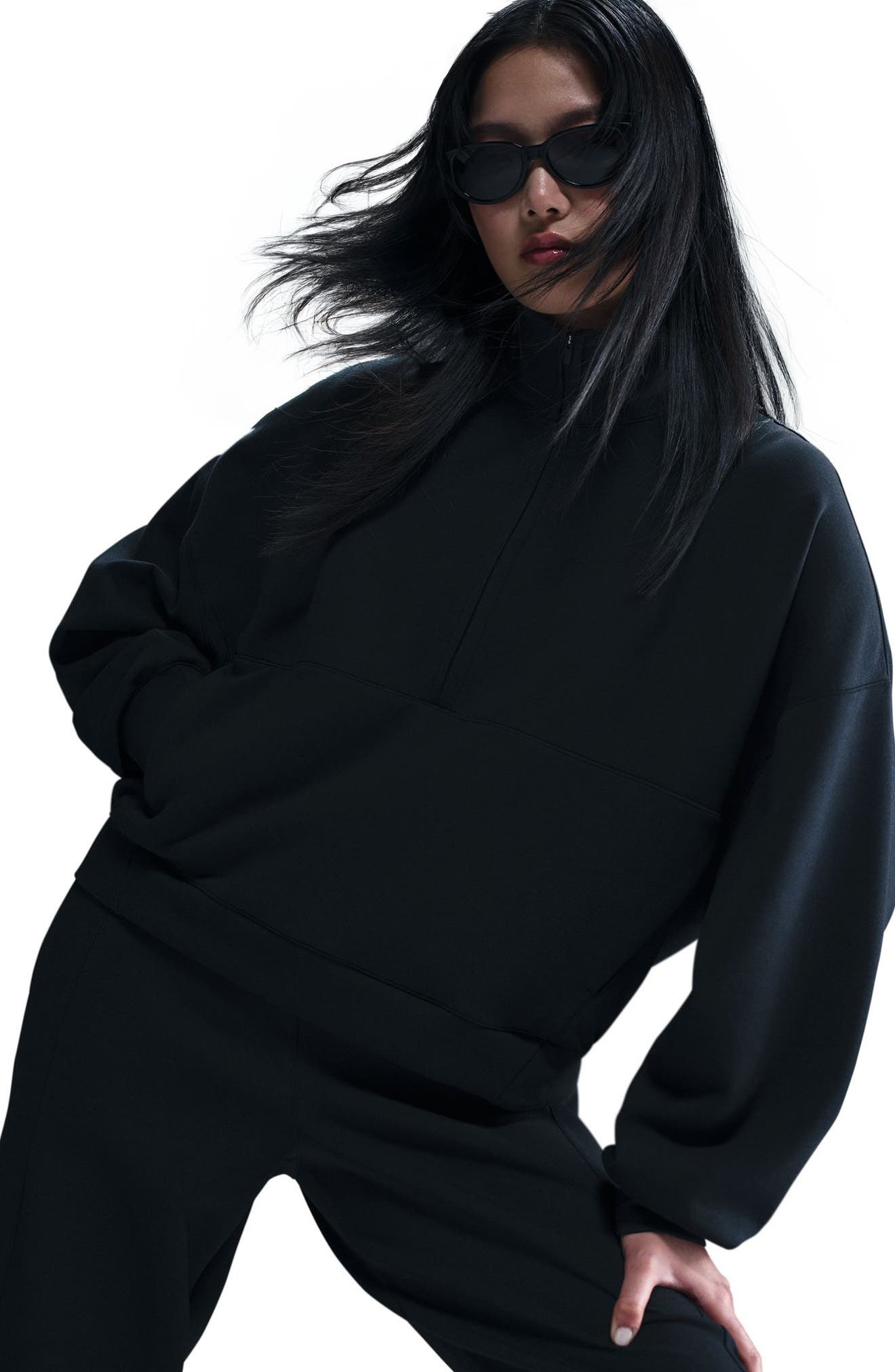 Nike 24.7 ImpossiblySoft Dri-FIT Oversize Half Zip Top in 010 Black/black at Nordstrom - 4