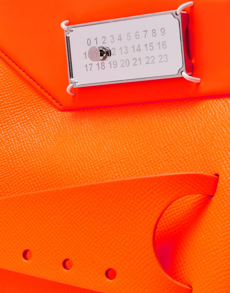 Snatched small top handle bag 4