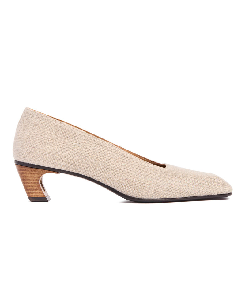 SETCHU Beige Square-Toe Pumps outlook