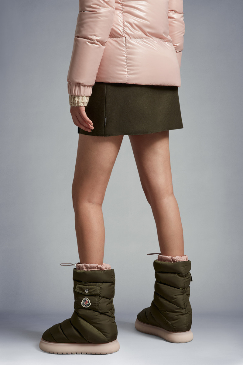 Moncler Gaia Pocket Mid Boots outlook