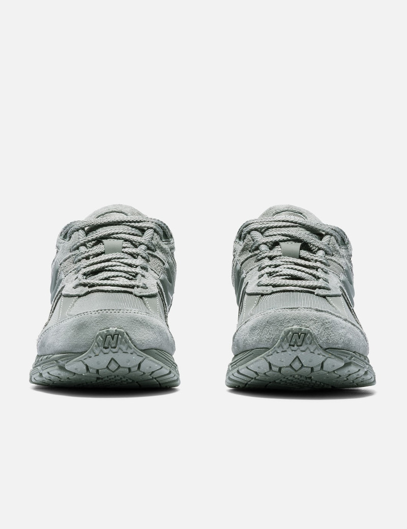 New Balance 2002R outlook