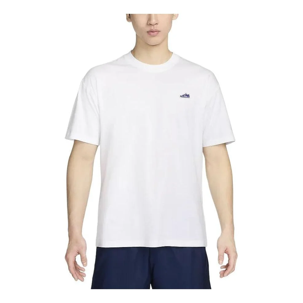 Nike Sportswear Dunk Patch T-shirt Asia Sizing 'White' FV3752-100 - 1