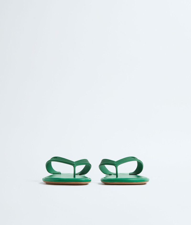 Bottega Veneta Sampieri Thong outlook