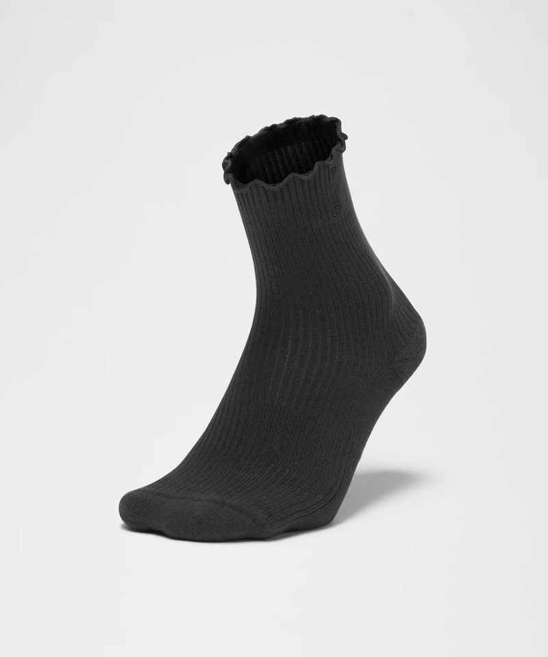 Unisex Lettuce Edge Quarter Socks 3