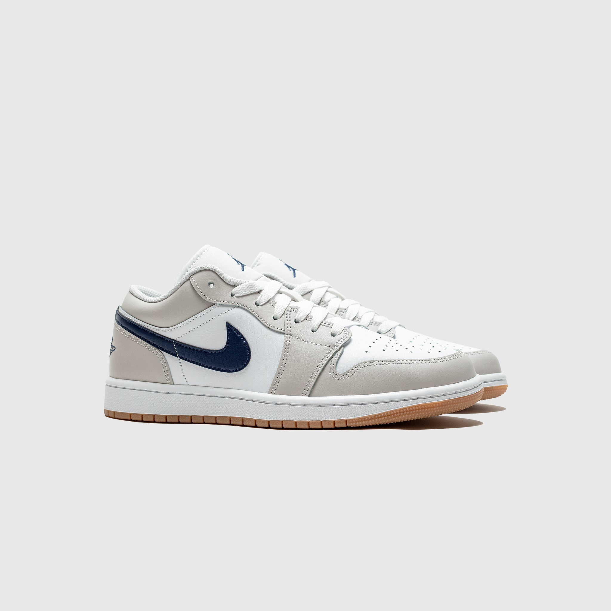 AIR JORDAN 1 LOW "MIDNIGHT NAVY" - 2