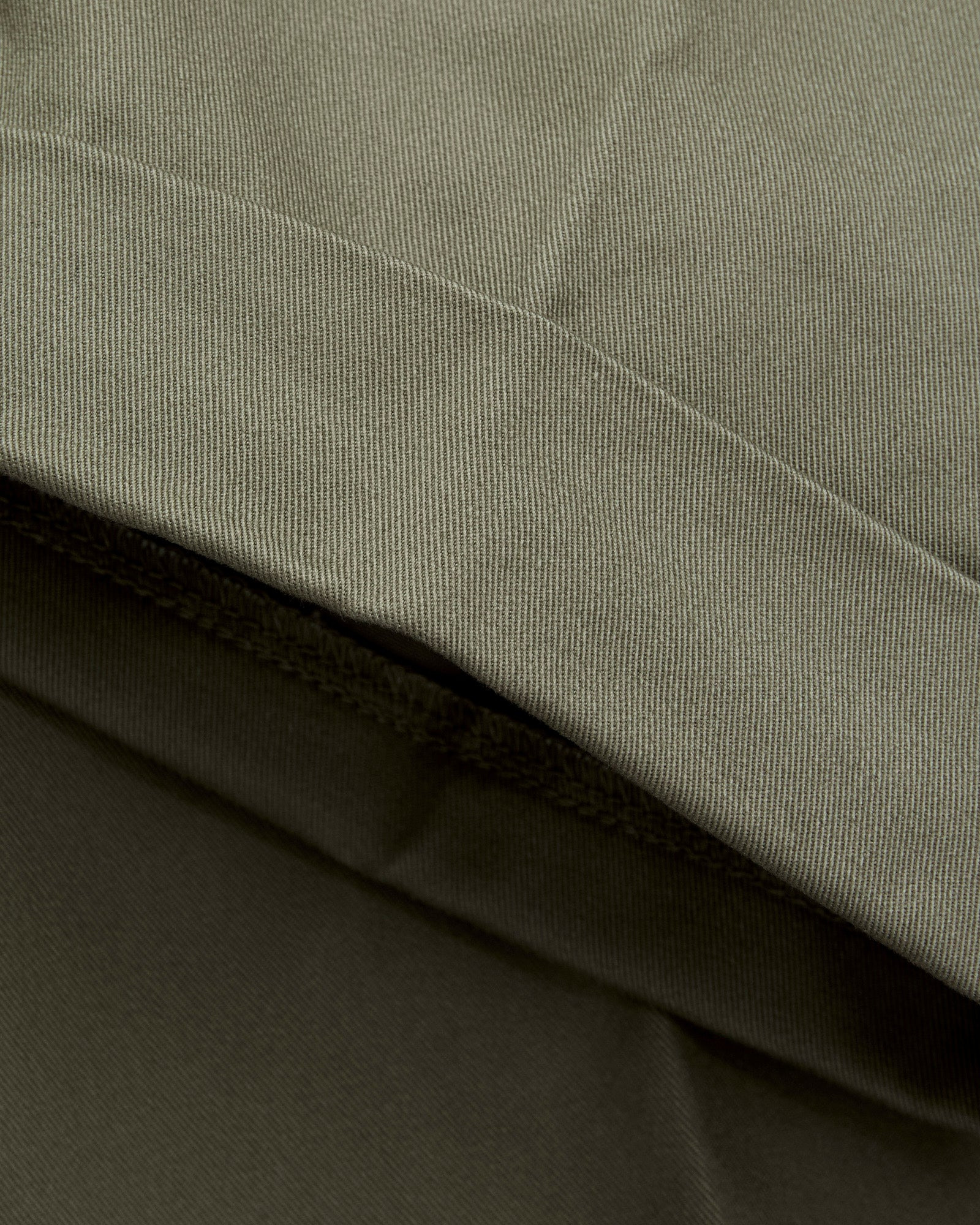 2-Pleat Twill Trousers in Olive - 7